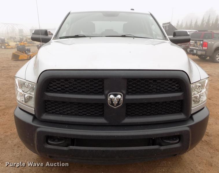 image for item DF2908 2013 Dodge Ram 3500HD Crew Cab pickup truck