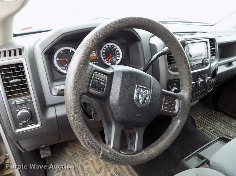 image for item DF2908 2013 Dodge Ram 3500HD Crew Cab pickup truck