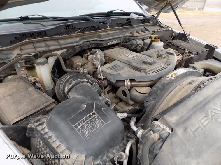 image for item DF2908 2013 Dodge Ram 3500HD Crew Cab pickup truck