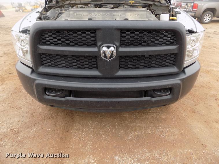 image for item DF2908 2013 Dodge Ram 3500HD Crew Cab pickup truck