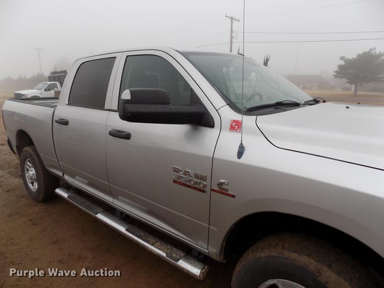 image for item DF2908 2013 Dodge Ram 3500HD Crew Cab pickup truck