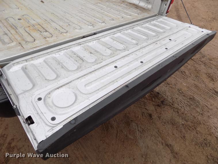 image for item DF2908 2013 Dodge Ram 3500HD Crew Cab pickup truck