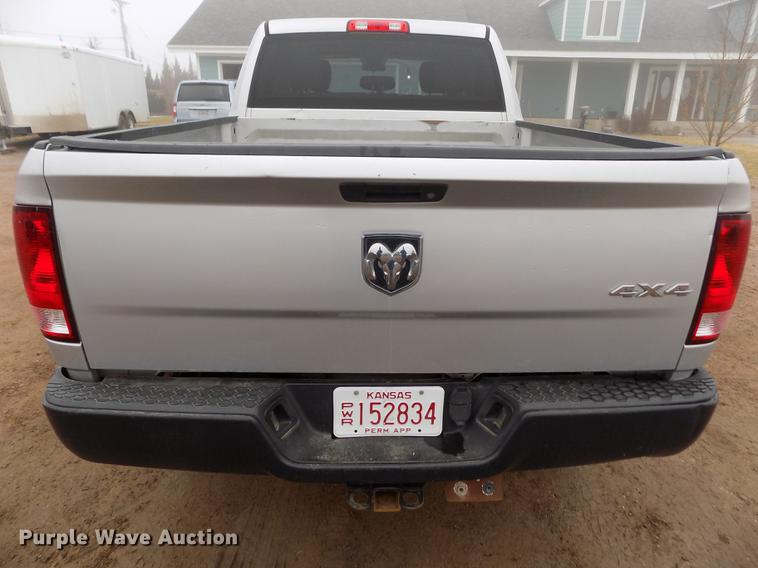 image for item DF2908 2013 Dodge Ram 3500HD Crew Cab pickup truck