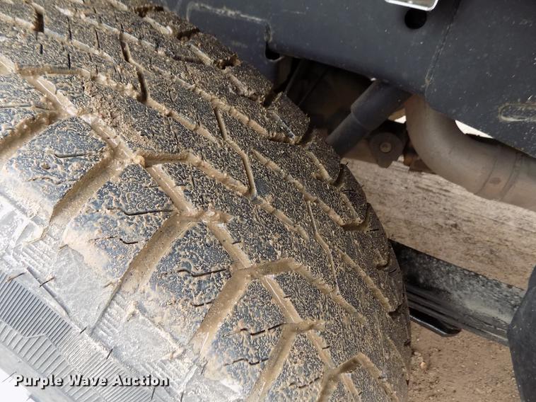 image for item DF2908 2013 Dodge Ram 3500HD Crew Cab pickup truck