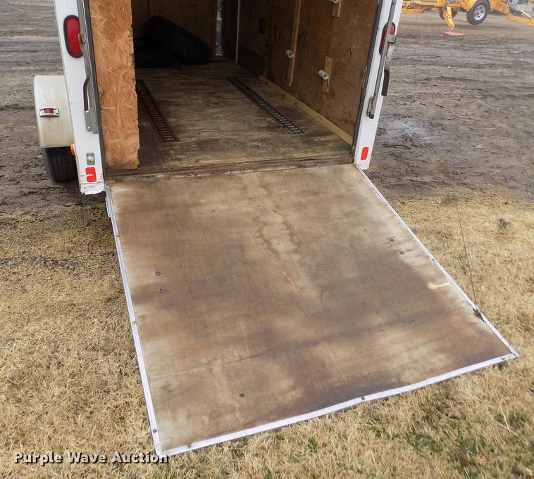 image for item DF2909 2003 Pace enclosed cargo trailer