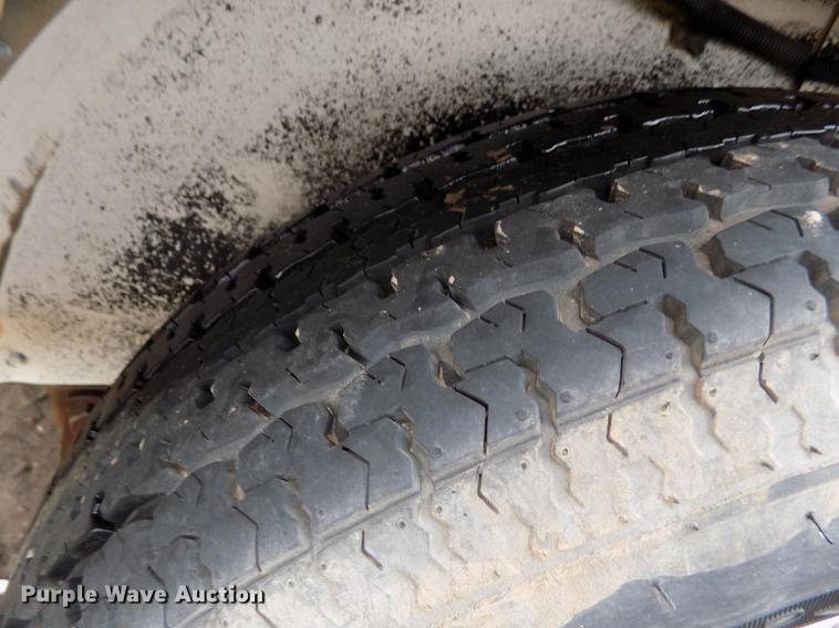 image for item DF2909 2003 Pace enclosed cargo trailer