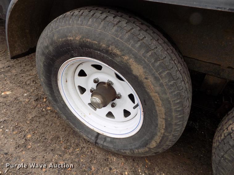 image for item DF2910 2008 Doolittle utility trailer