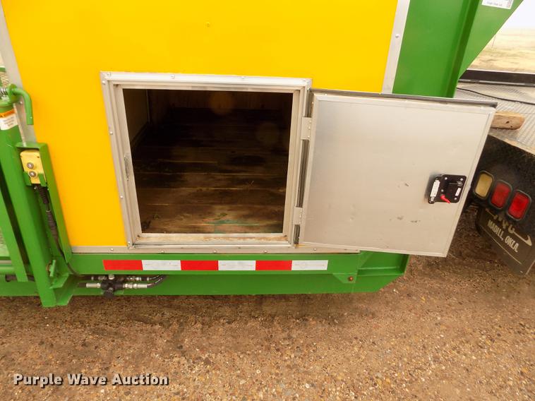 image for item DF2912 2017 D&K dump trailer