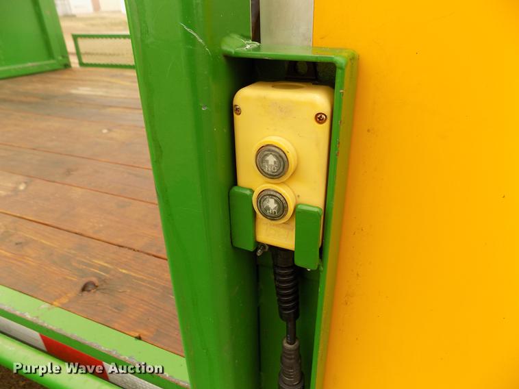 image for item DF2912 2017 D&K dump trailer