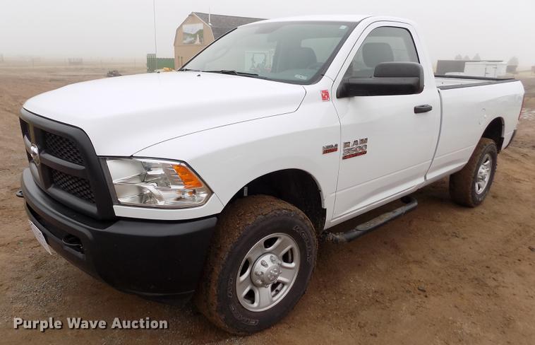 image for item DF2913 2016 Dodge Ram 3500HD pickup truck