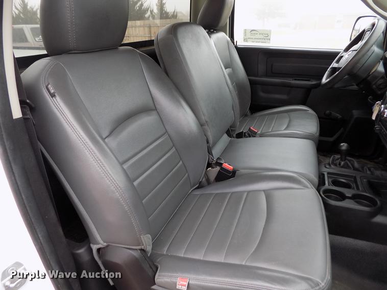 image for item DF2913 2016 Dodge Ram 3500HD pickup truck