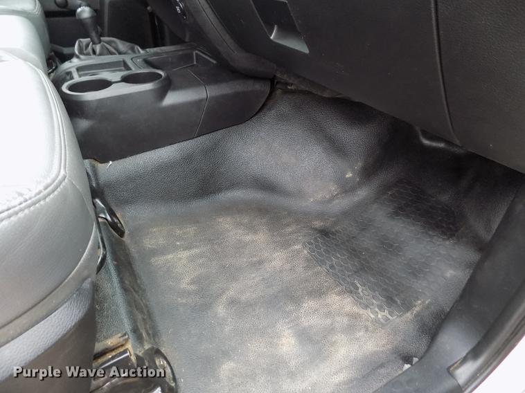 image for item DF2913 2016 Dodge Ram 3500HD pickup truck