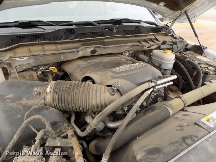 image for item DF2913 2016 Dodge Ram 3500HD pickup truck