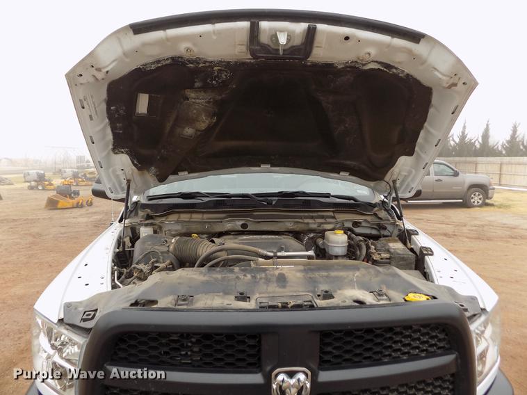 image for item DF2913 2016 Dodge Ram 3500HD pickup truck