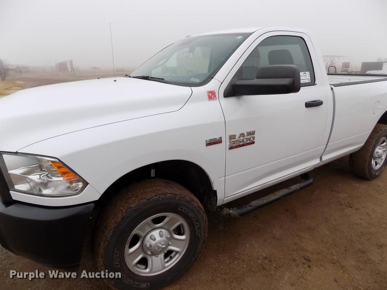 image for item DF2913 2016 Dodge Ram 3500HD pickup truck