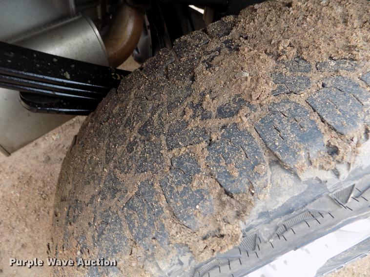 image for item DF2913 2016 Dodge Ram 3500HD pickup truck