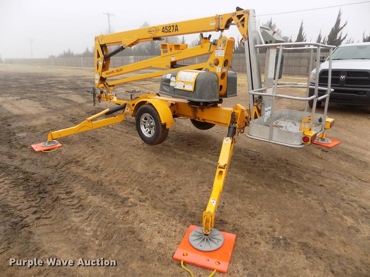 image for item DF2916 2011 Biljax 4527A boom lift
