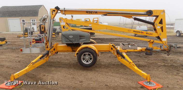 image for item DF2916 2011 Biljax 4527A boom lift