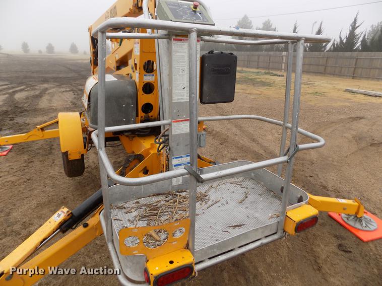 image for item DF2916 2011 Biljax 4527A boom lift