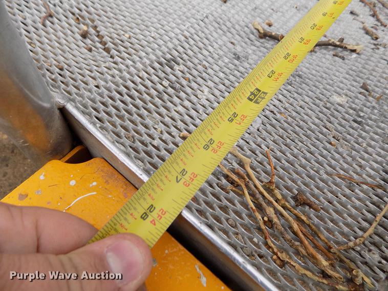 image for item DF2916 2011 Biljax 4527A boom lift