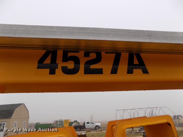 image for item DF2916 2011 Biljax 4527A boom lift