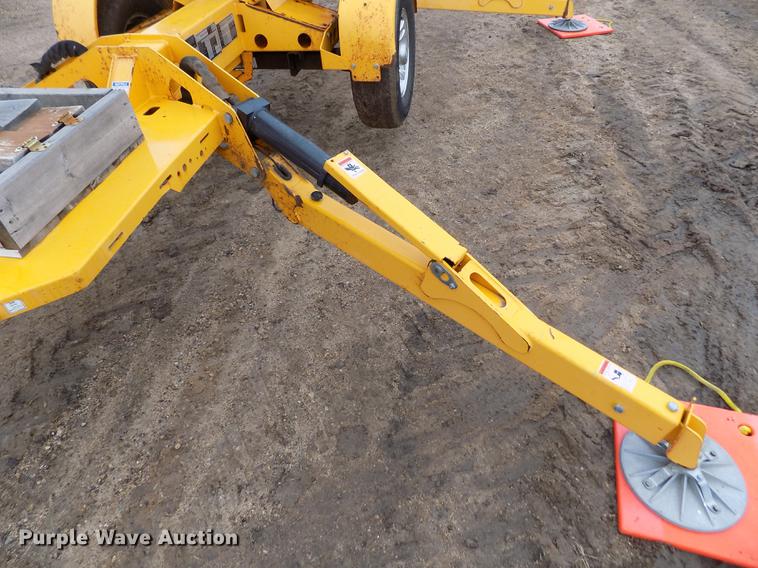 image for item DF2916 2011 Biljax 4527A boom lift