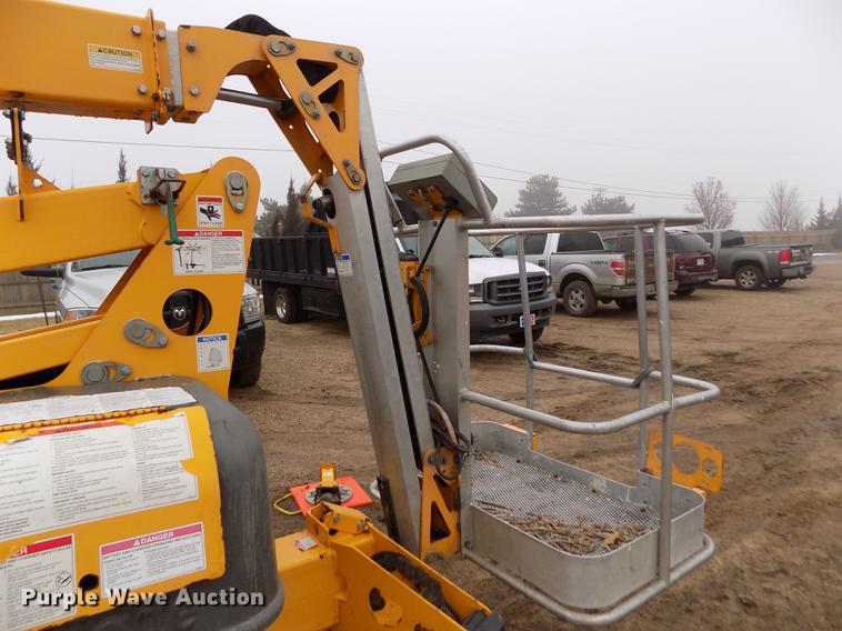 image for item DF2916 2011 Biljax 4527A boom lift
