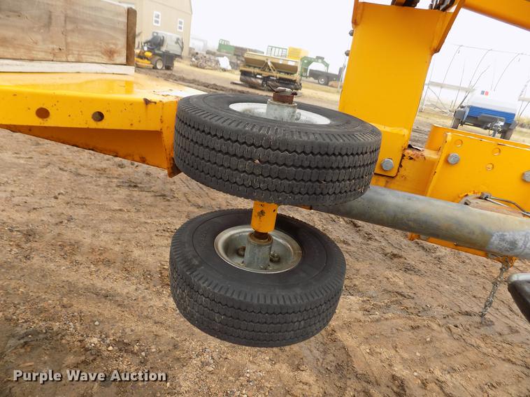 image for item DF2916 2011 Biljax 4527A boom lift