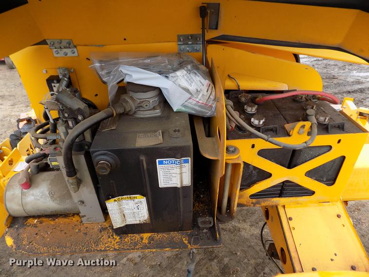 image for item DF2916 2011 Biljax 4527A boom lift