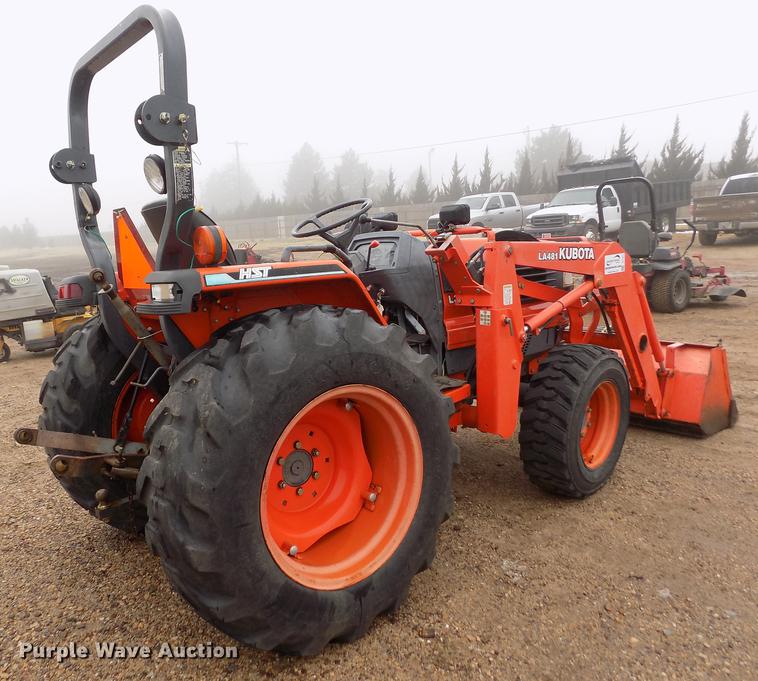 image for item DF2917 Kubota L3410 MFWD tractor