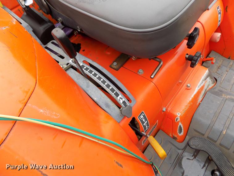 image for item DF2917 Kubota L3410 MFWD tractor