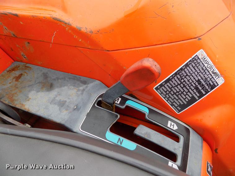 image for item DF2917 Kubota L3410 MFWD tractor