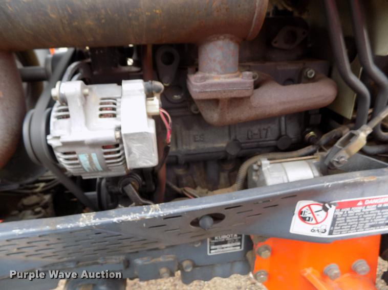 image for item DF2917 Kubota L3410 MFWD tractor