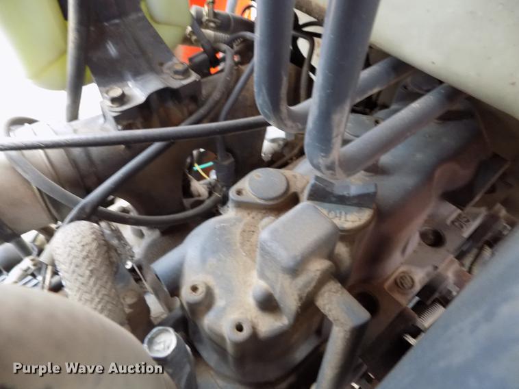 image for item DF2917 Kubota L3410 MFWD tractor