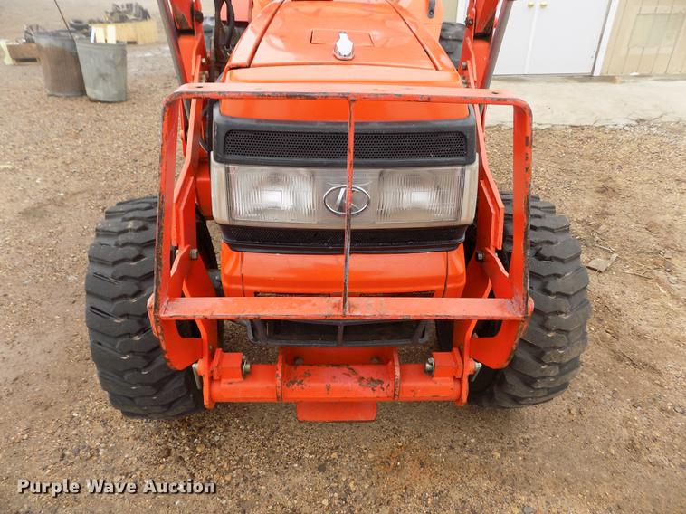 image for item DF2917 Kubota L3410 MFWD tractor