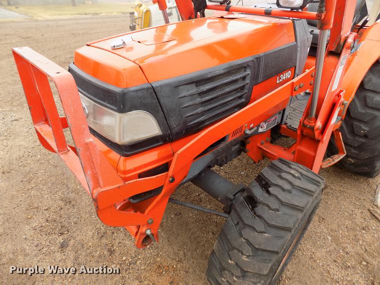 image for item DF2917 Kubota L3410 MFWD tractor
