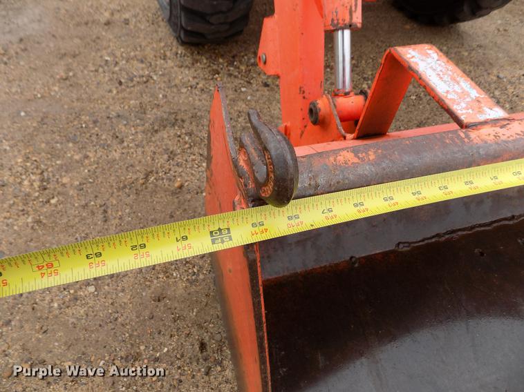 image for item DF2917 Kubota L3410 MFWD tractor