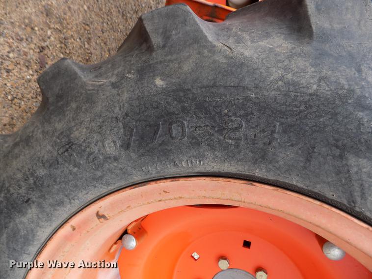 image for item DF2917 Kubota L3410 MFWD tractor