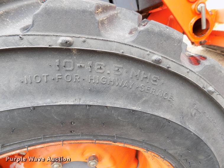 image for item DF2917 Kubota L3410 MFWD tractor