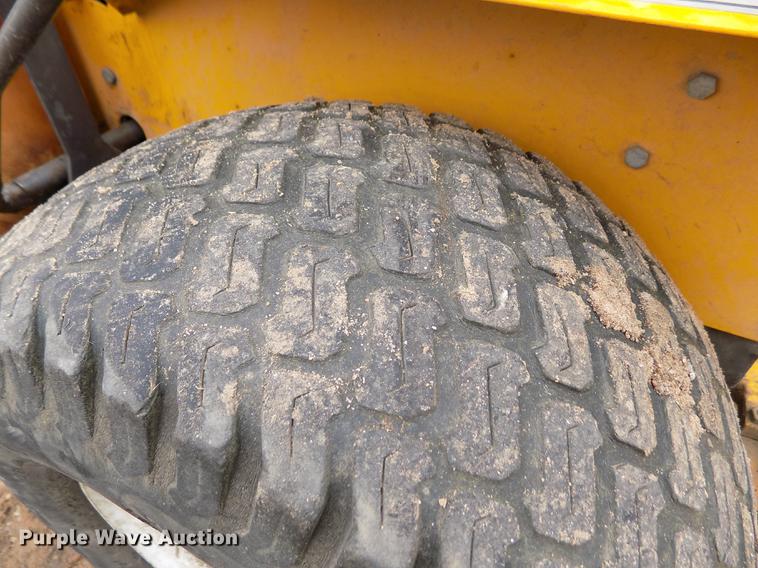 image for item DF2918 Walker MDDGHS ZTR lawn mower