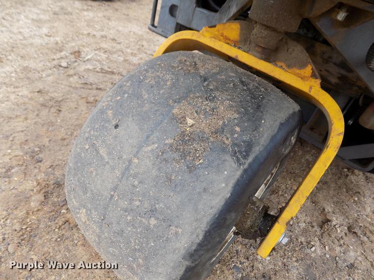 image for item DF2918 Walker MDDGHS ZTR lawn mower