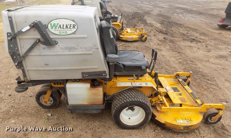 image for item DF2919 Walker MDDGHS ZTR lawn mower