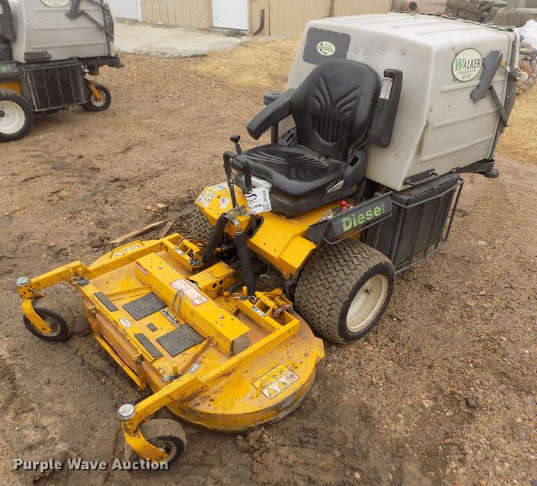 image for item DF2920 Walker MDDGHS ZTR lawn mower