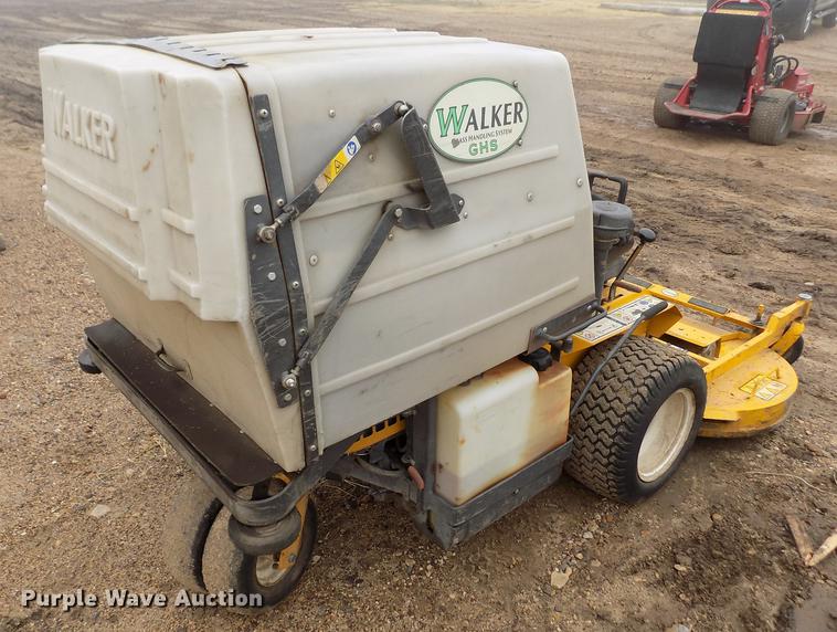 image for item DF2920 Walker MDDGHS ZTR lawn mower