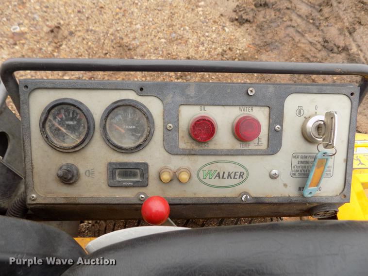 image for item DF2920 Walker MDDGHS ZTR lawn mower