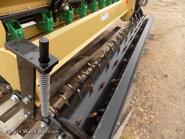 image for item DF2921 Land Pride APS1572 grass drill