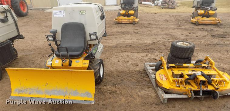 image for item DF2922 Walker MTGHS ZTR lawn mower