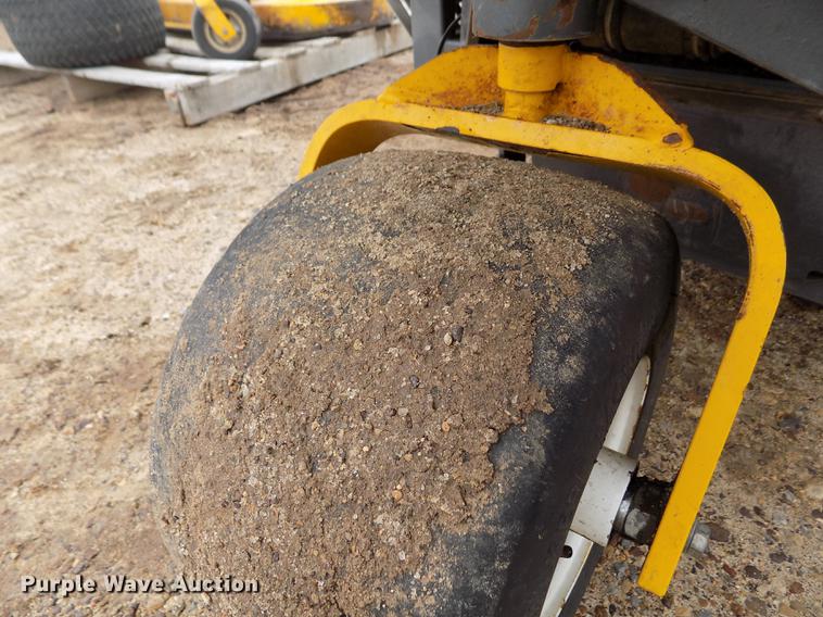 image for item DF2922 Walker MTGHS ZTR lawn mower