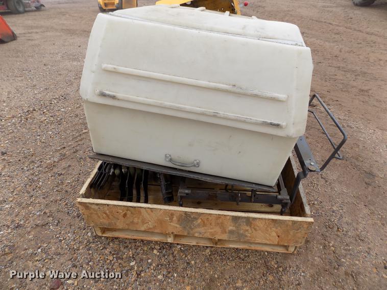 image for item DF2924 Walker MTCHS lawn mower