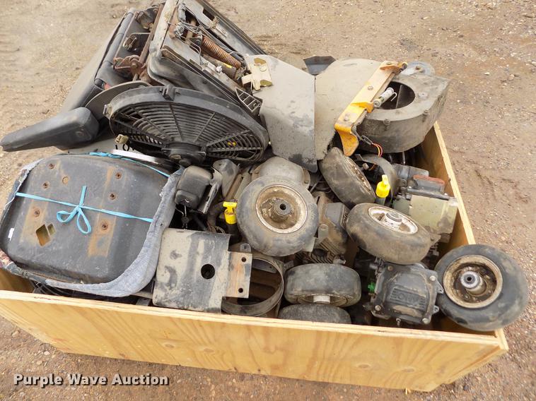 image for item DF2924 Walker MTCHS lawn mower